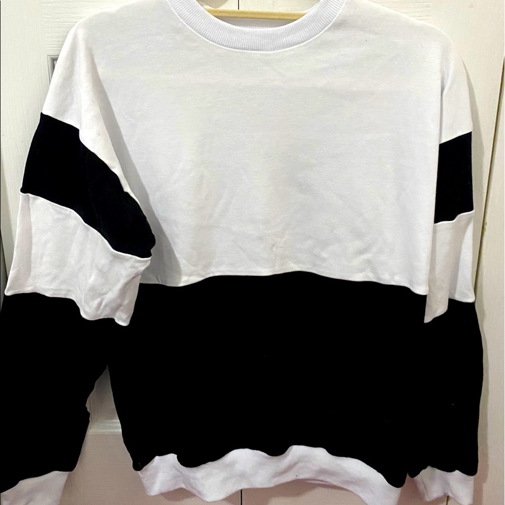 sweatshirt